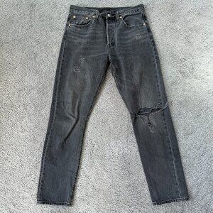 LEVI'S BIG E BLACK WASH 501 S BUTTON FLY JEANS - W28 L 28